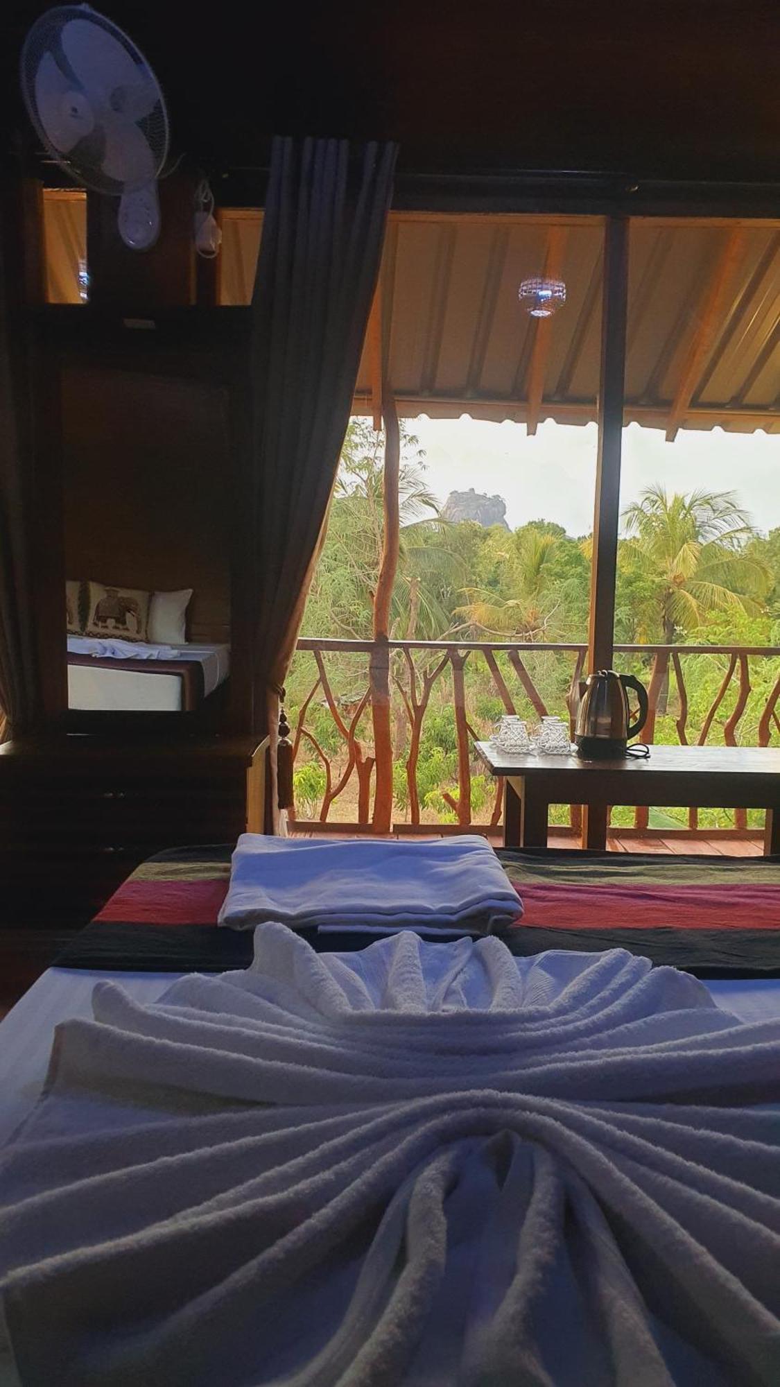 Sigiriya Rock View Tree House Villa Exterior photo